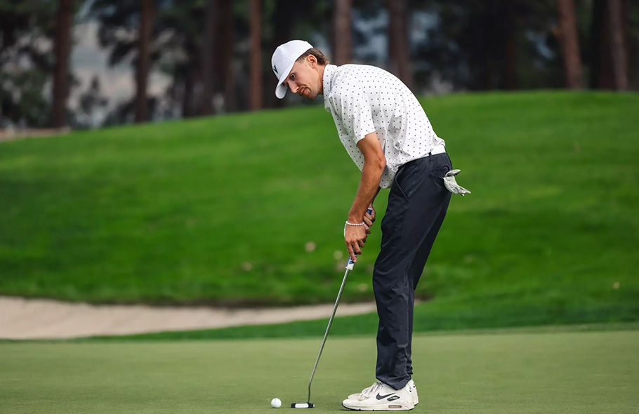 University of Victoria&rsquo;s Knight Named CAC Men&rsquo;s Golfer of the Week